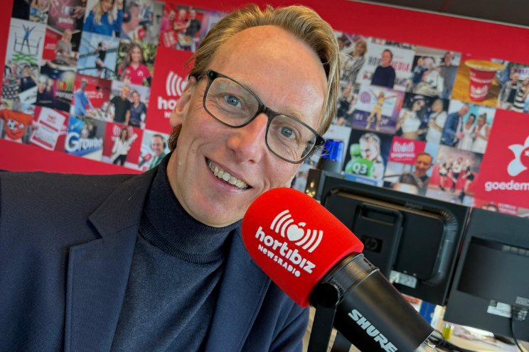 Lucas van 't Hof: beurs, poster en enquête