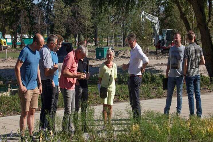 Vaste plantenkwekers bijgepraat over Floriade